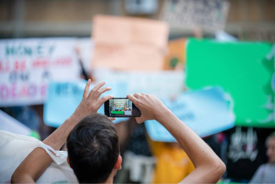 La influencia de Internet en movimientos sociales